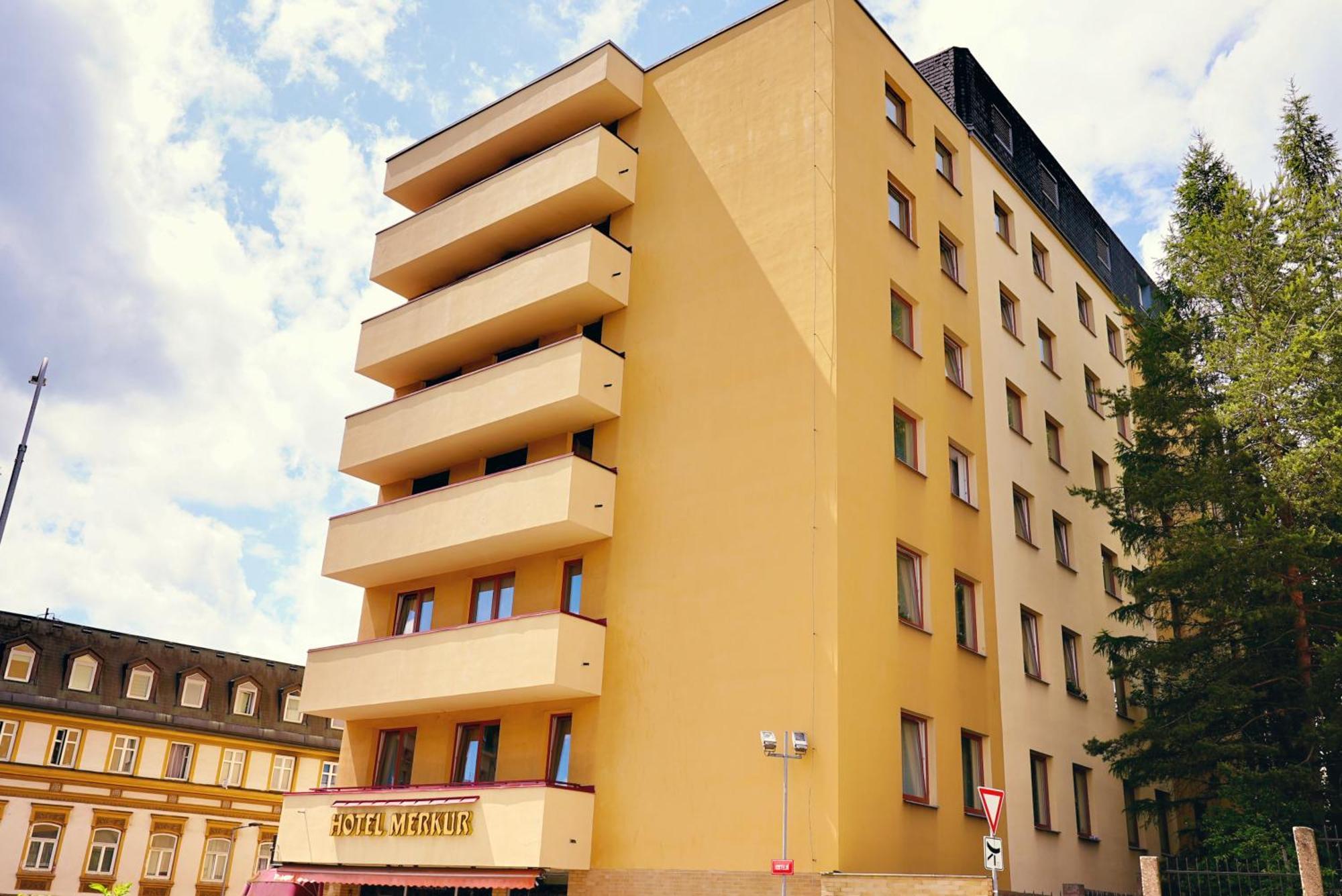 Hotel Merkur - Jablonec Nad Nisou Exterior photo